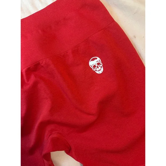 Gymreapers Red Seamless Shaping Activewear Shorts, Large - Picture 2 of 7